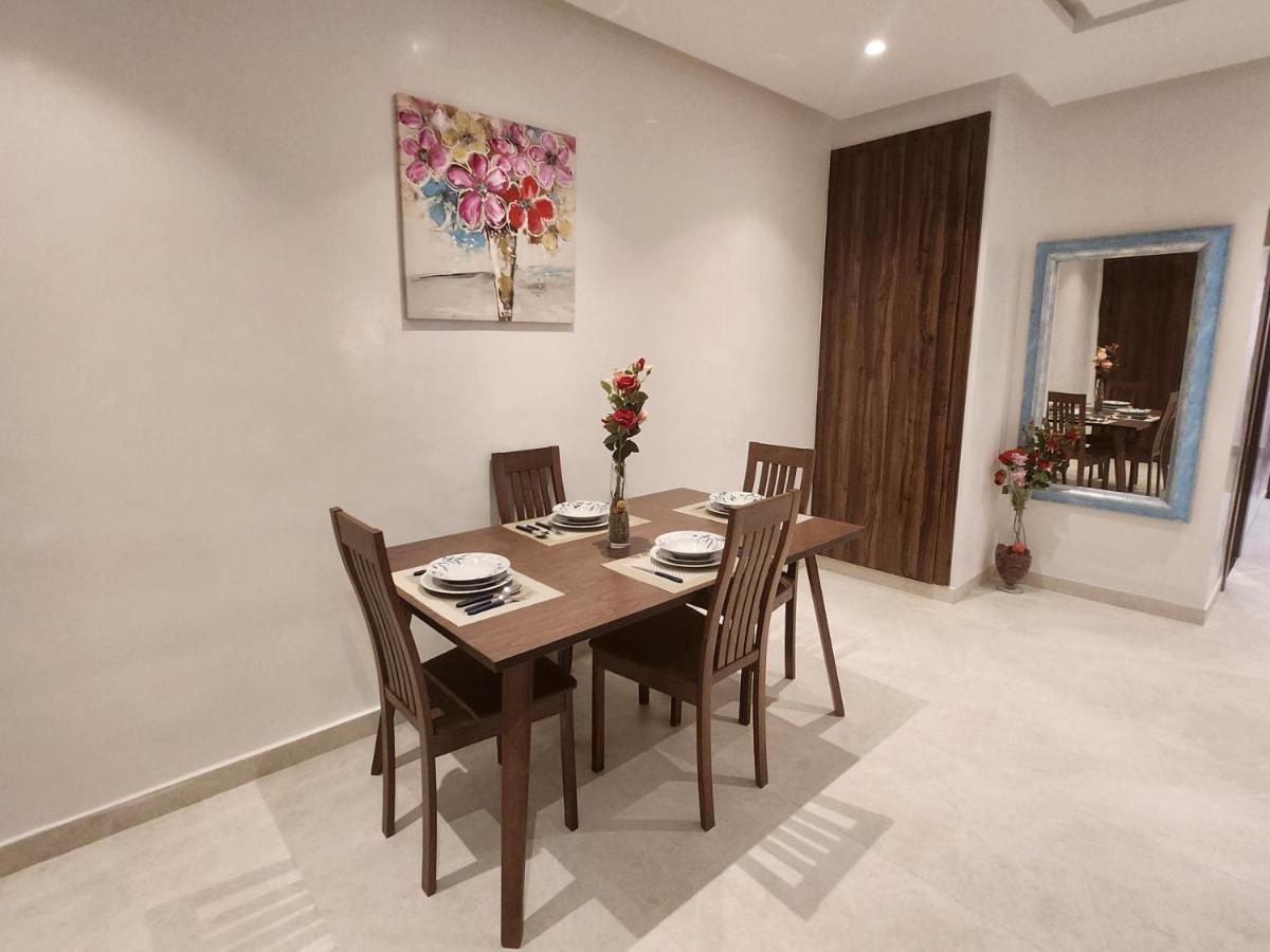 Modern Luxury Retreat: 2-Bedroom Apartment In The Heart Of Marrakech Марракеш Экстерьер фото
